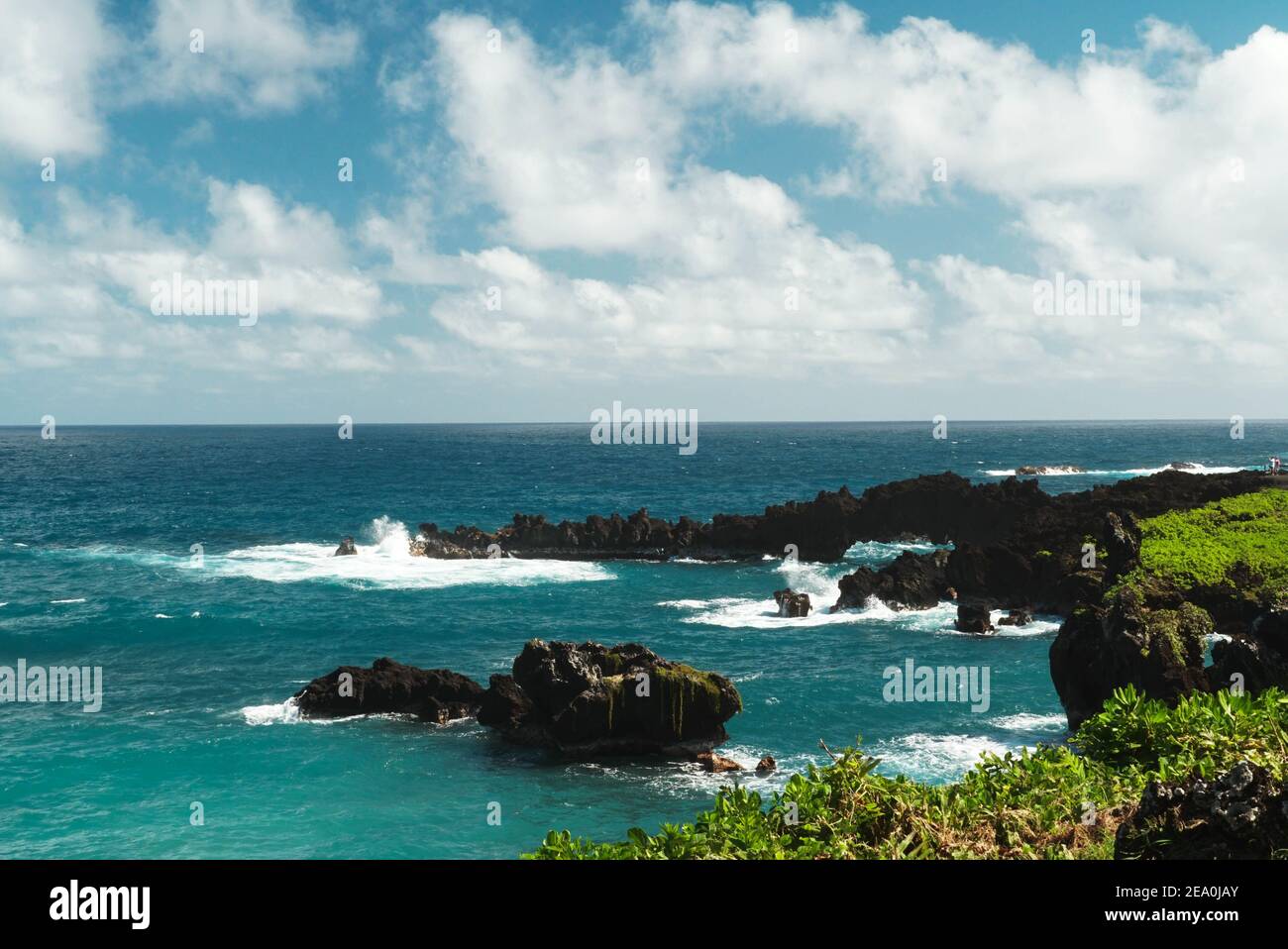 Vista dell'Oceano Pacifico dal Wainapanapa state Park, Maui, HI Foto Stock