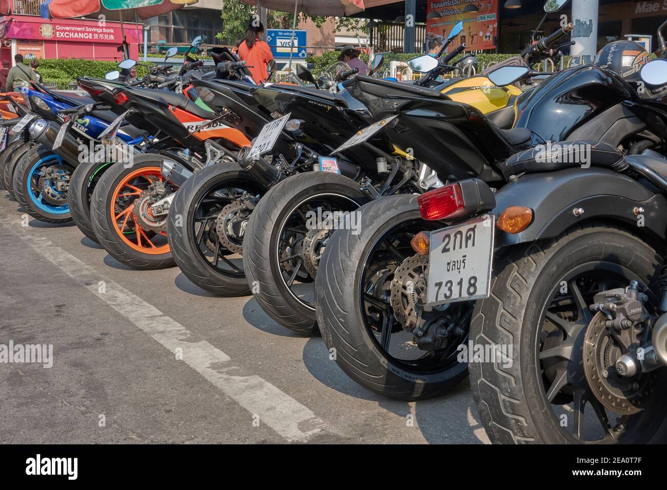 Linea di moto sportive per grandi biciclette a noleggio Foto Stock