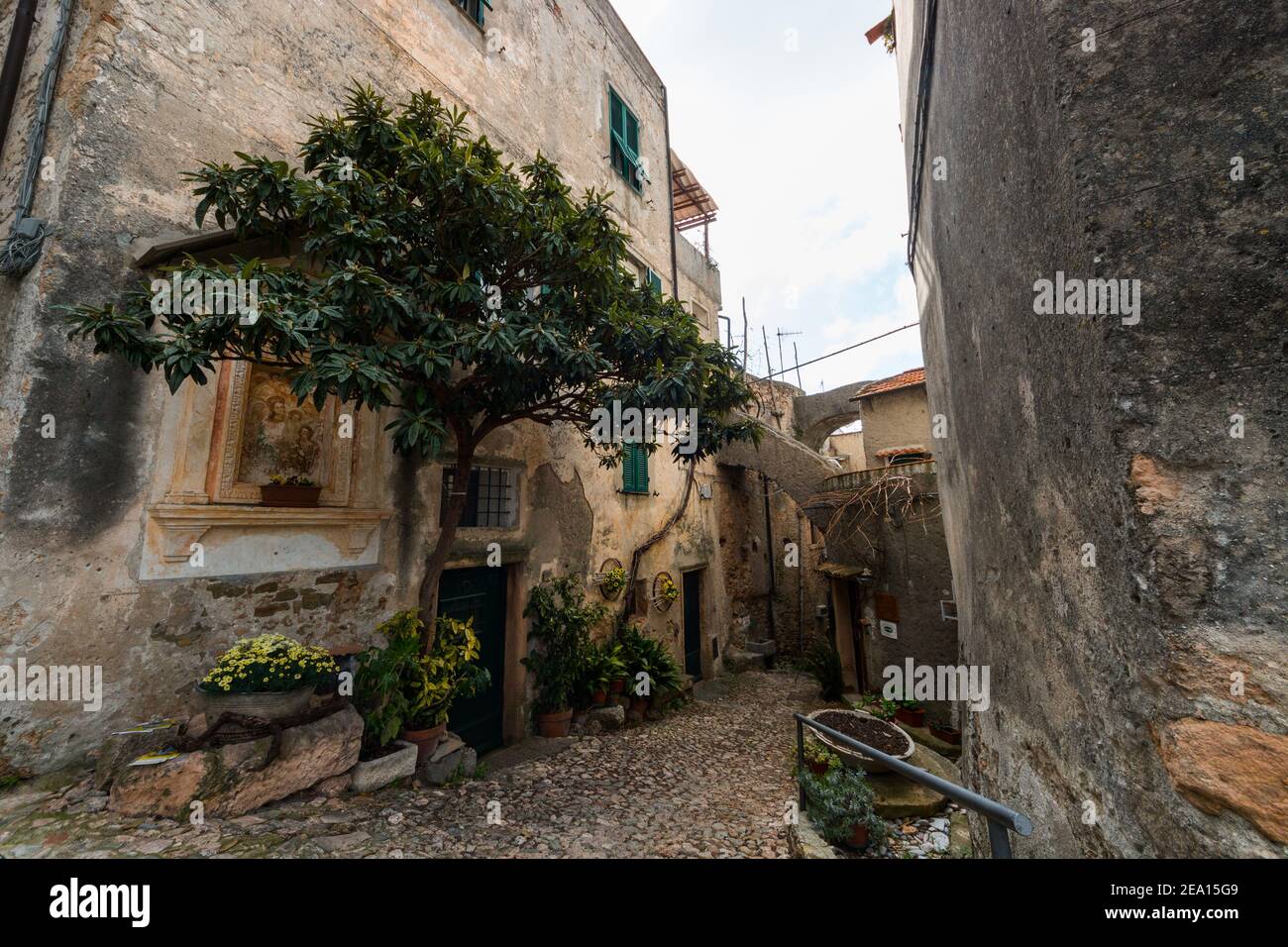 Scorcio del borgo ligure di Borgio Verezzi, Savona, Liguria, Italia Foto Stock