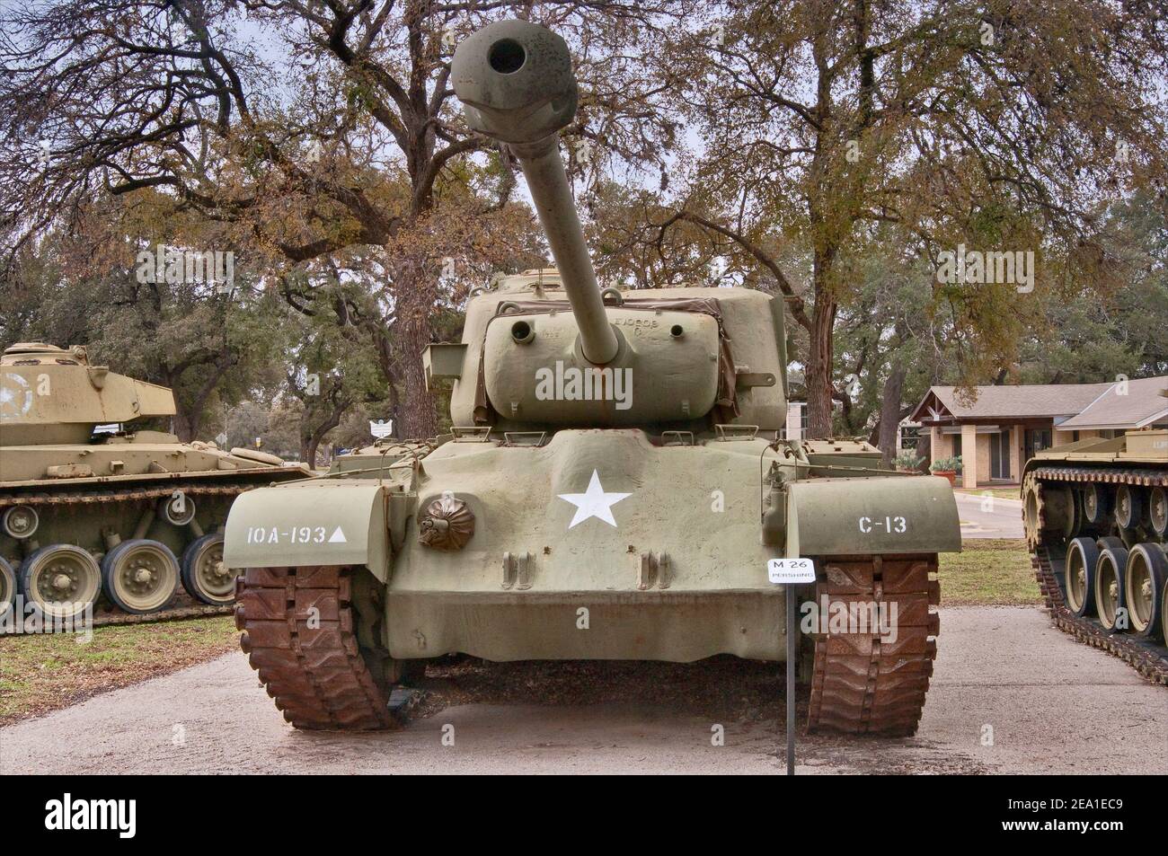 M26 Pershing Heavy Tank, Armor Row al Texas Military Forces Museum a Camp Mabry ad Austin, Texas, USA Foto Stock