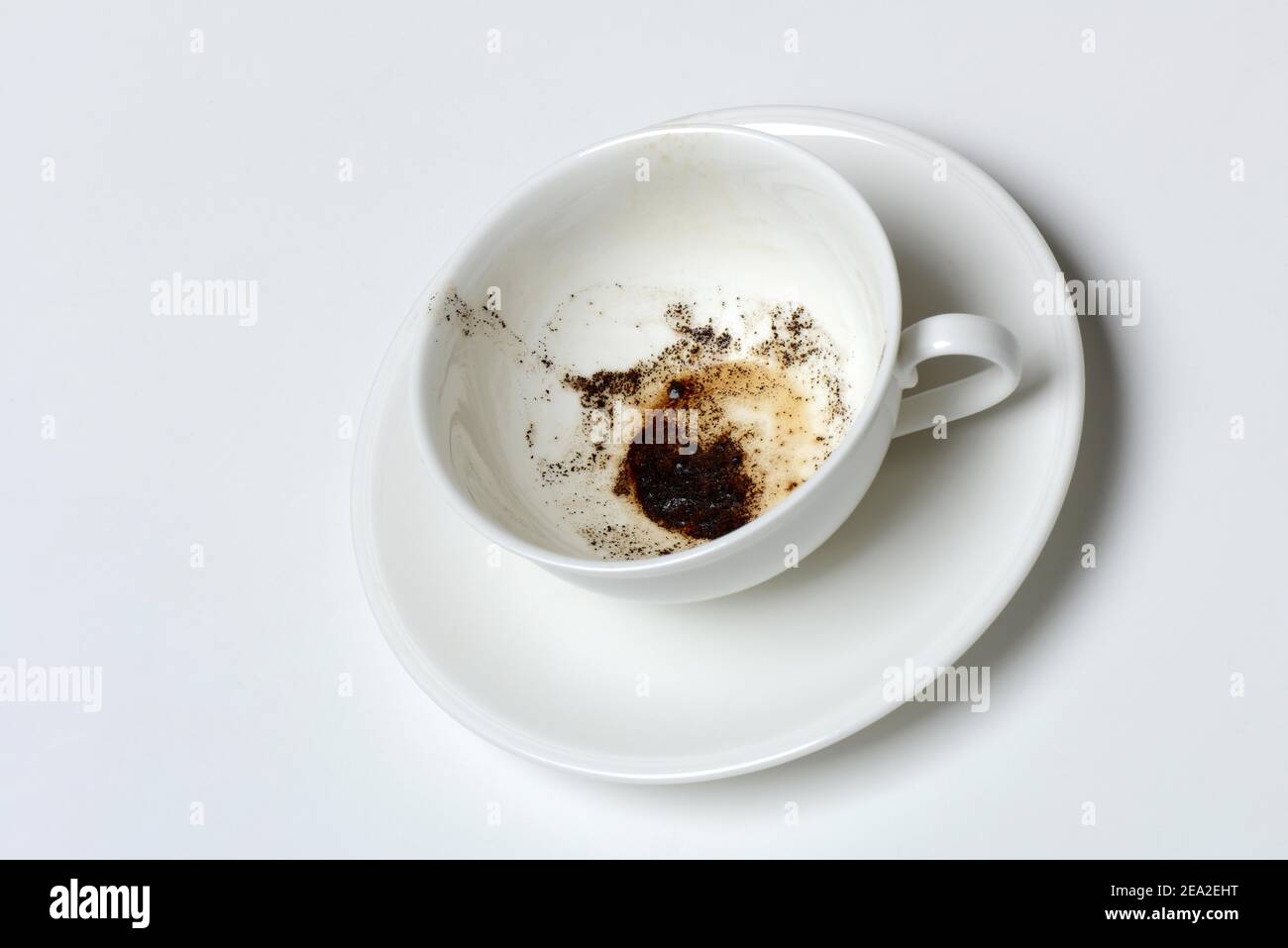 Caffè macinato in tazza, leggere il caffè macinato Foto Stock