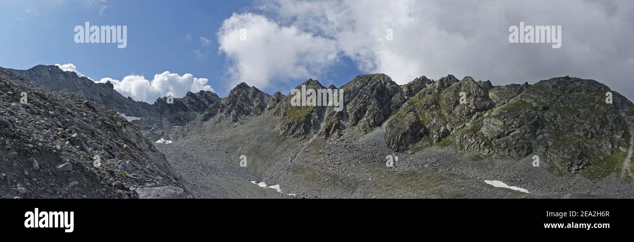 Alpi Oetztal, Monti Oetztal vicino Soelden, Panorama, Ghiacciaio Tiefenbach e Ghiacciaio Rettenbach, Tirolo, Austria Foto Stock