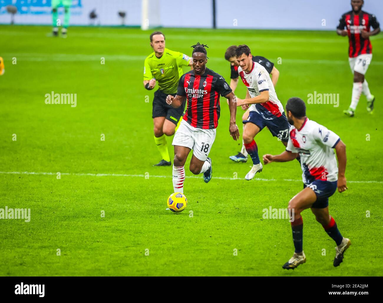 Stadio Giuseppe Meazza, Milano, 07 Feb 2021, Soaliho Meite dell'AC Milan in azione durante AC Milan vs Crotone FC, calcio italiano Serie A match - Foto Fabrizio Carabelli / LM Foto Stock