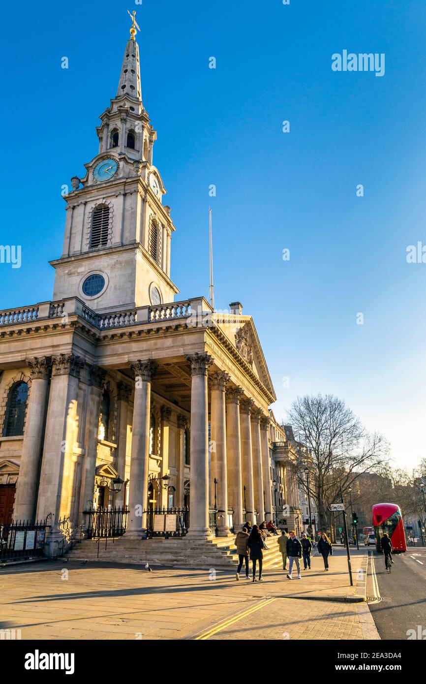 Chiesa di St Martin-in-the-Fields a Trafalgar Square, Londra, Regno Unito Foto Stock