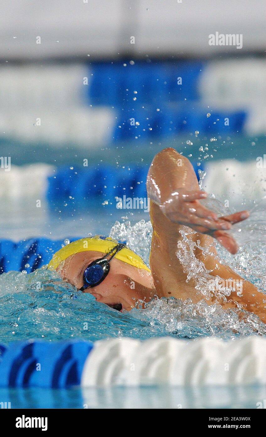 Laure Manaudou si esibisce (1500 m donne freestyle) durante i campionati francesi di nuoto, a Nancy, il 17 aprile 2005. Foto di Nicolas Gouhier/Cameleon/ABACA. Foto Stock