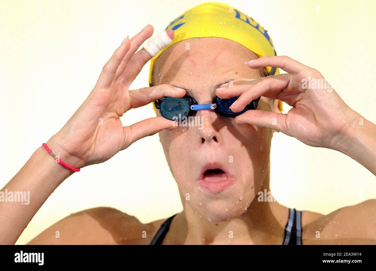 Laure Manaudou si esibisce (1500 m donne freestyle) durante i campionati francesi di nuoto, a Nancy, il 17 aprile 2005. Foto di Nicolas Gouhier/Cameleon/ABACA. Foto Stock