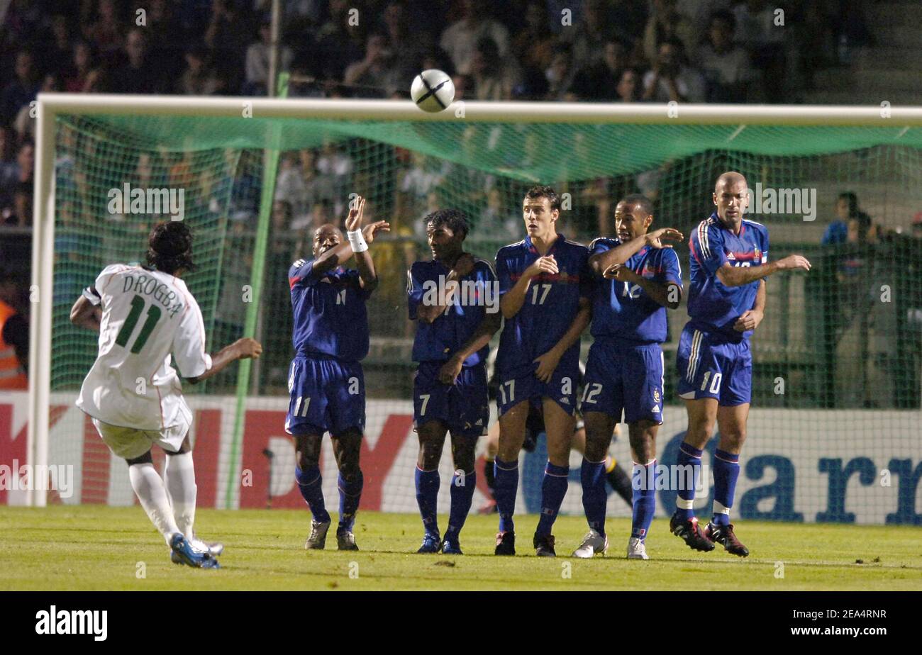 Francia-Costa d'Avorio amichevole partita di calcio a Montpellier, Francia, 17 agosto 2005. La Francia ha vinto 3-0. Foto di Nicolas Gouhier/CAMELEON/ABACAPRESS.COM Foto Stock