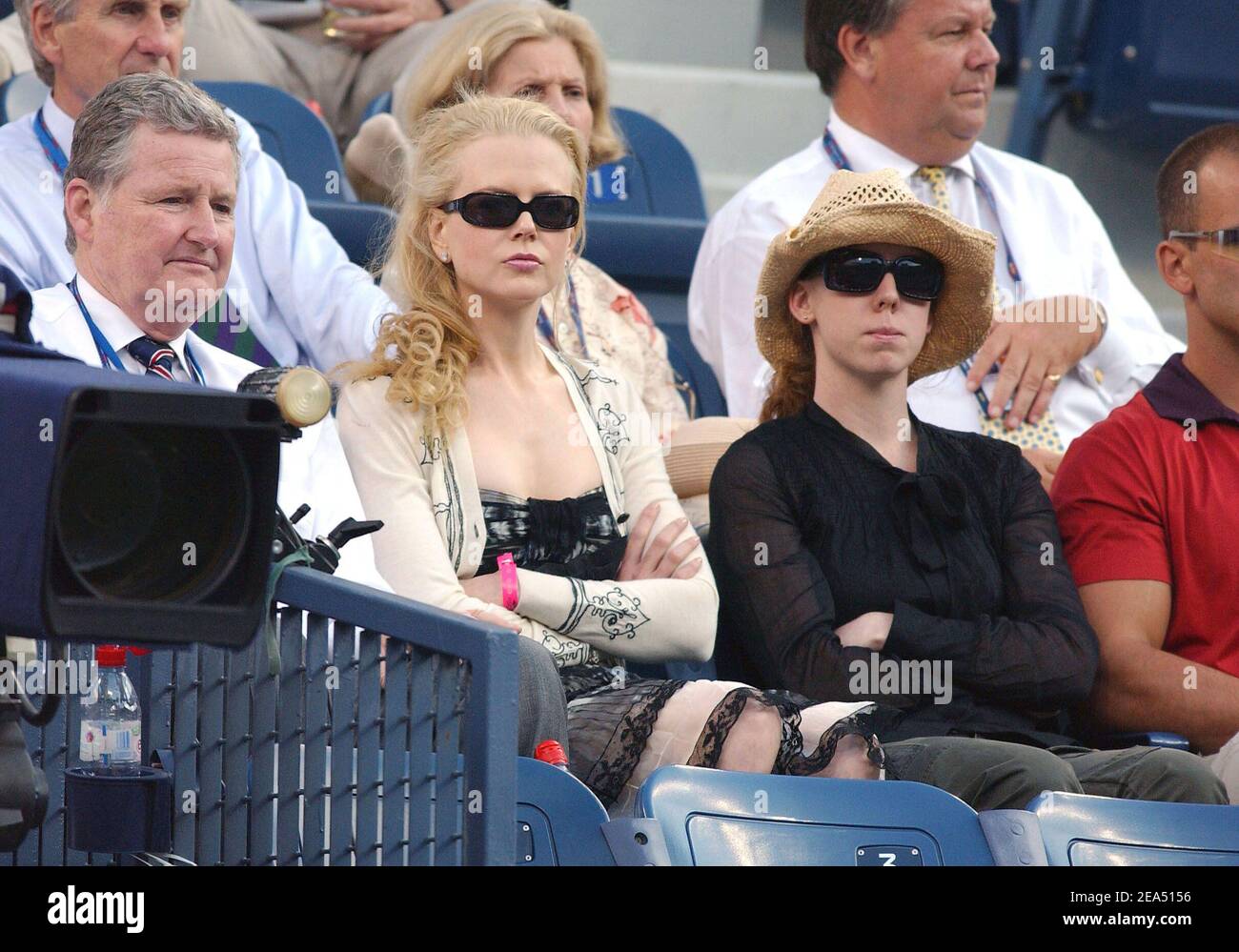 L'attrice australiana Nicole Kidman partecipa alla semifinale di Agassi al torneo di tennis US Open 2005, che si è tenuto sabato 10 settembre 2005 all'Arthur Ashe Stadium di Flushing Meadows, New York. Foto di Nicolas Khayat/ABACAPRESS.COM Foto Stock