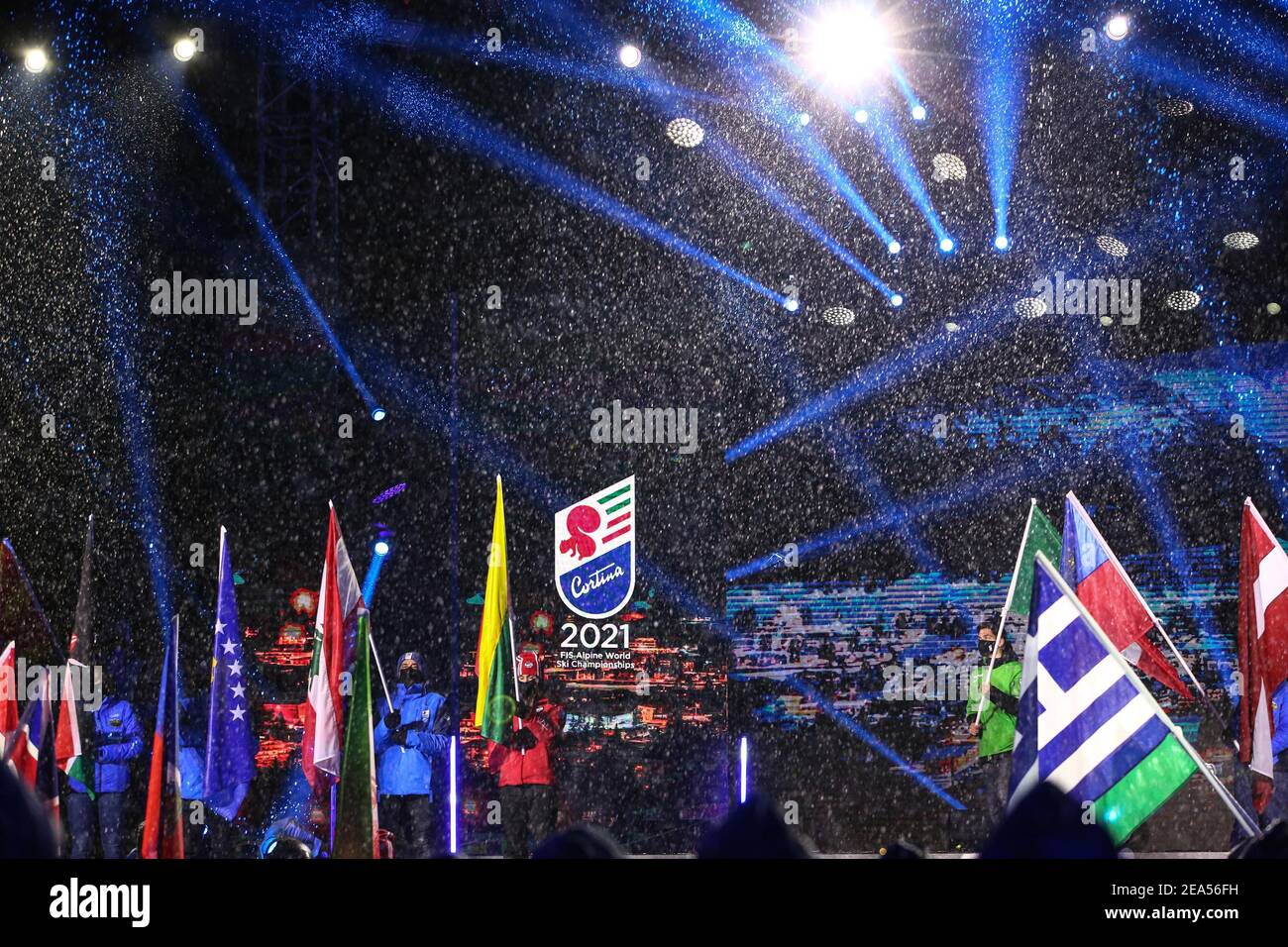 Cortina (Bl, Italia. 7 Feb 2021. SCI - FIS CAMPIONATO DEL MONDO ALPINO CORTINA 2021, cerimonia di apertura Cortina D'Ampezzo, Veneto, Italia 2021-02-07 - Domenica/LiveMedia Credit: Sergio Bisi/LPS/ZUMA Wire/Alamy Live News Foto Stock