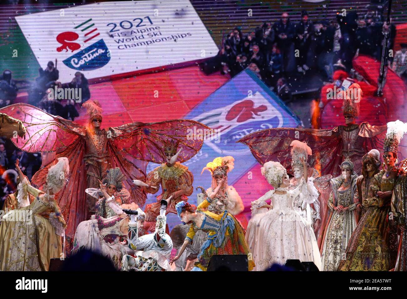 Cortina (Bl, Italia. 7 Feb 2021. SCI - FIS CAMPIONATO DEL MONDO ALPINO CORTINA 2021, cerimonia di apertura Cortina D'Ampezzo, Veneto, Italia 2021-02-07 - Domenica/LiveMedia Credit: Sergio Bisi/LPS/ZUMA Wire/Alamy Live News Foto Stock
