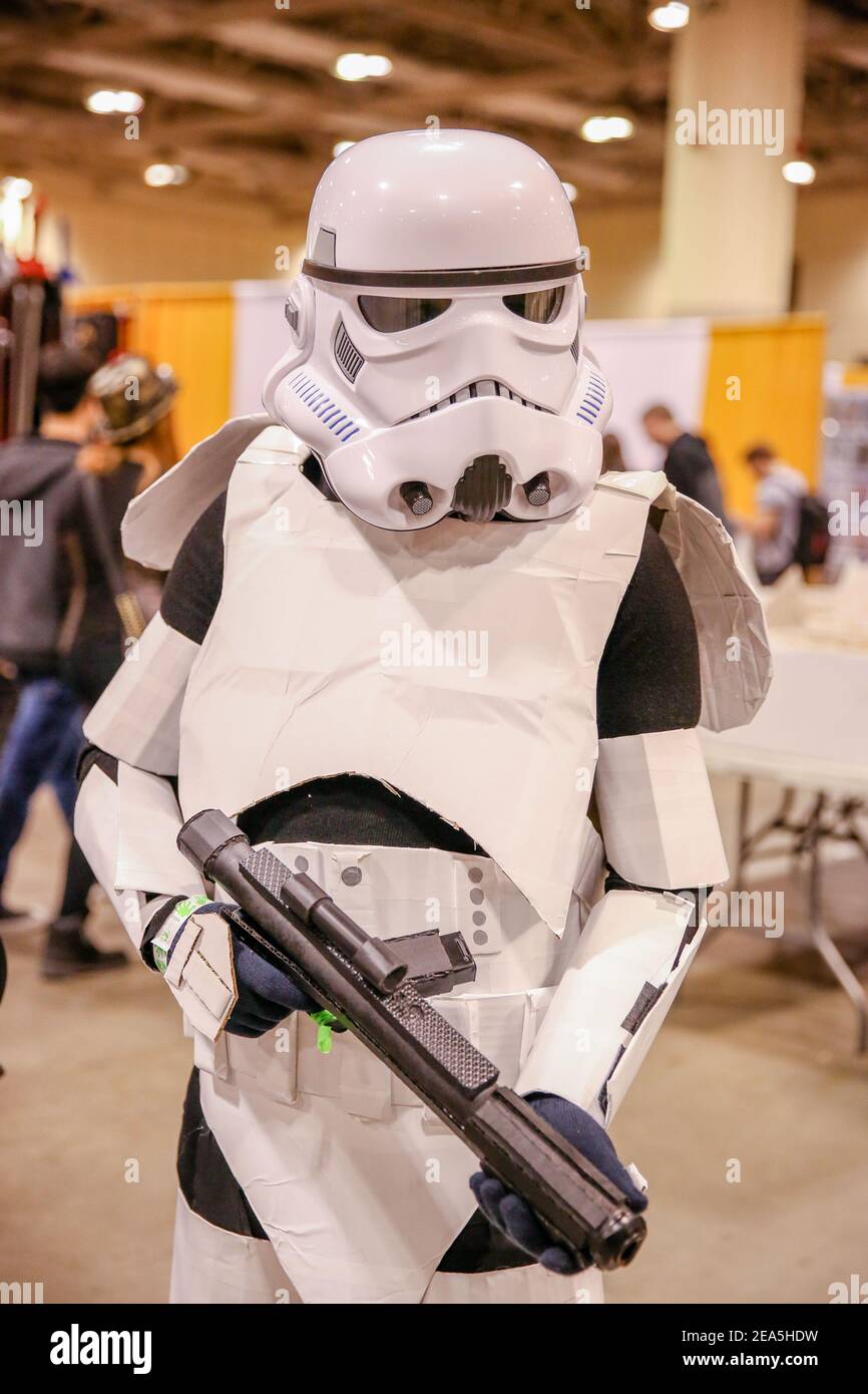 Costume da stormtrooper immagini e fotografie stock ad alta risoluzione Alamy