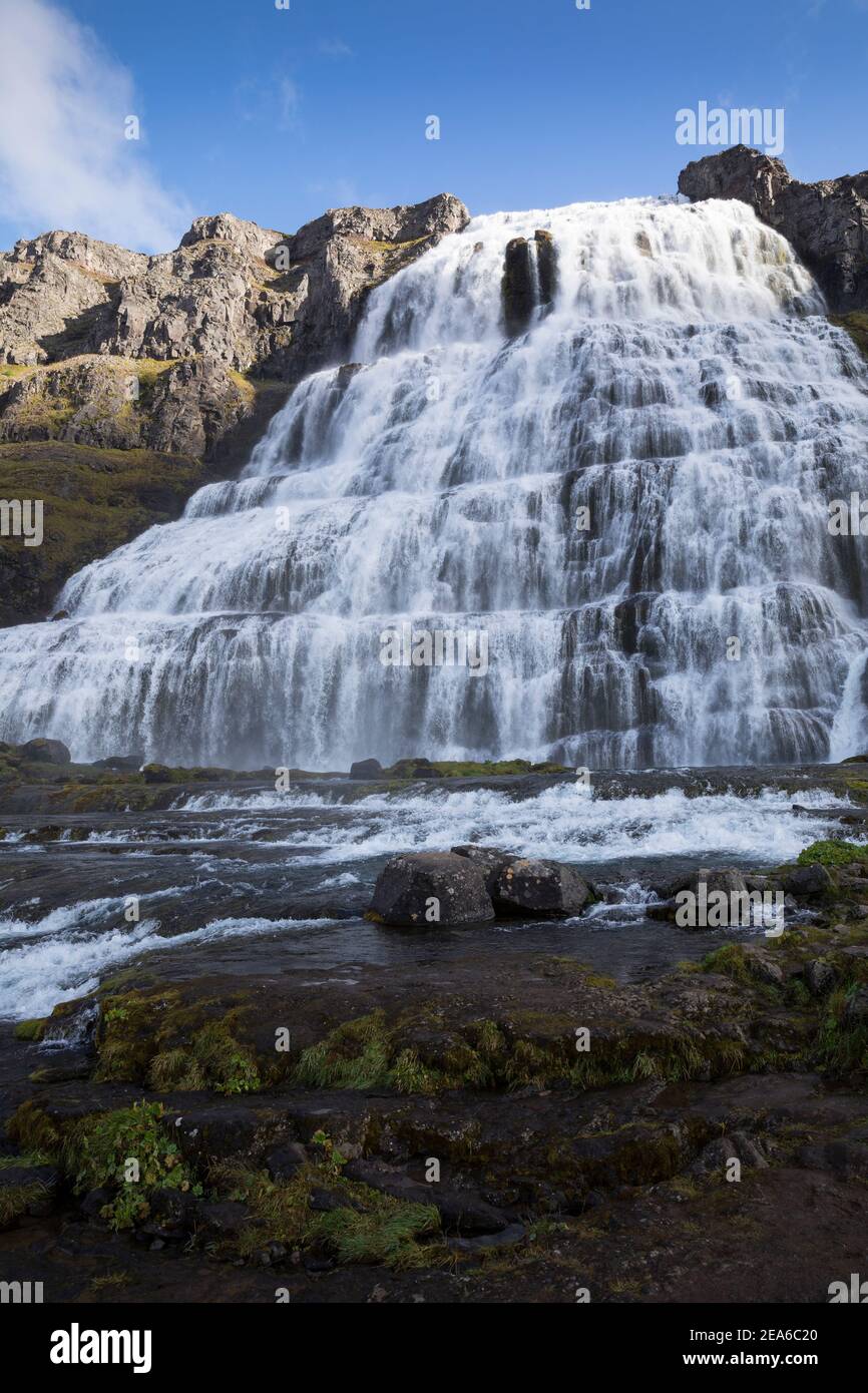 Dynjandi, Fjallfoss, Wasserfall des Flusses Dynjandisá, größter Wasserfall nelle isole den Westfjorden, Westfjorde, Vestfirðir, Fjord, Fjordlandschaft, Foto Stock