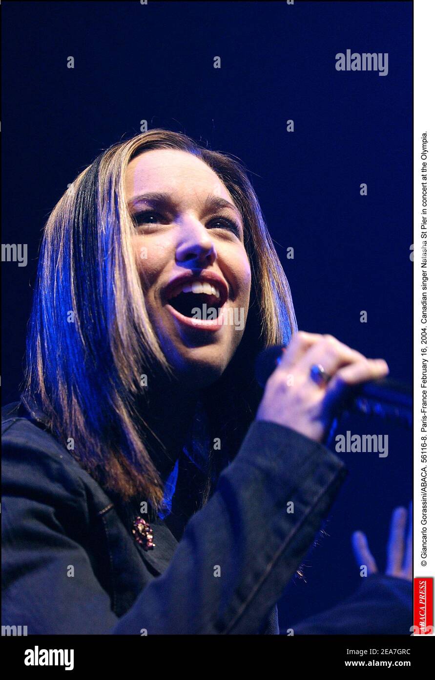 © Giancarlo Gorassini/ABACA. 56116-8. Parigi-Francia. 16 febbraio 2004. La cantante canadese Natasha St-Pier in concerto all'Olympia. Foto Stock