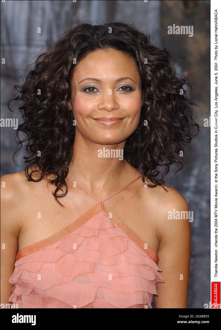 Thandie Newton partecipa ai MTV Movie Awards 2004 ai Sony Pictures Studios di Culver City. Los Angeles, 5 giugno 2004. Foto di Lionel Hahn/ABACA Foto Stock