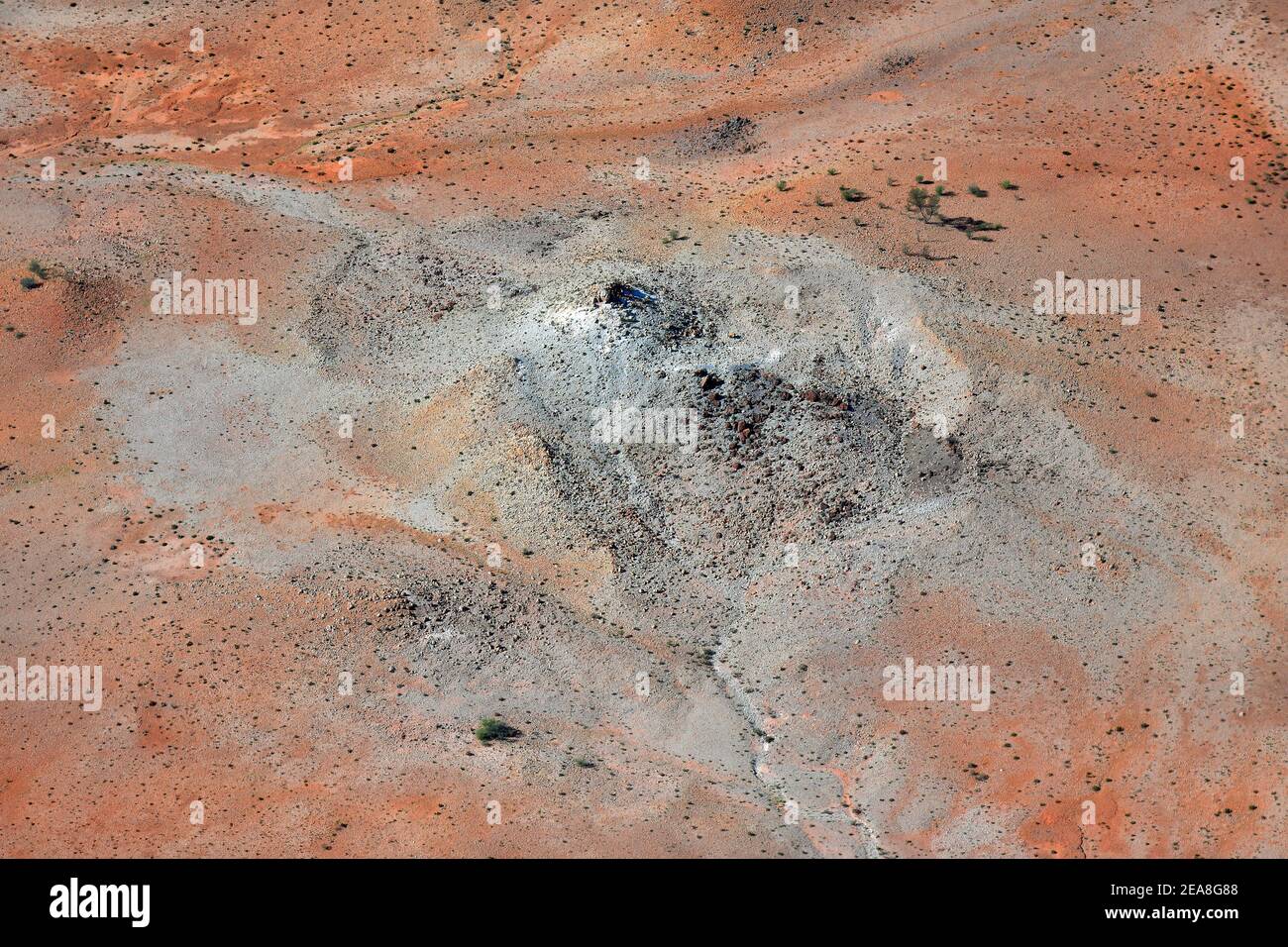 Australia, NT, vista aerea sul paesaggio dell'entroterra a sud di Alice Springs al bordo del deserto Simpson, Foto Stock