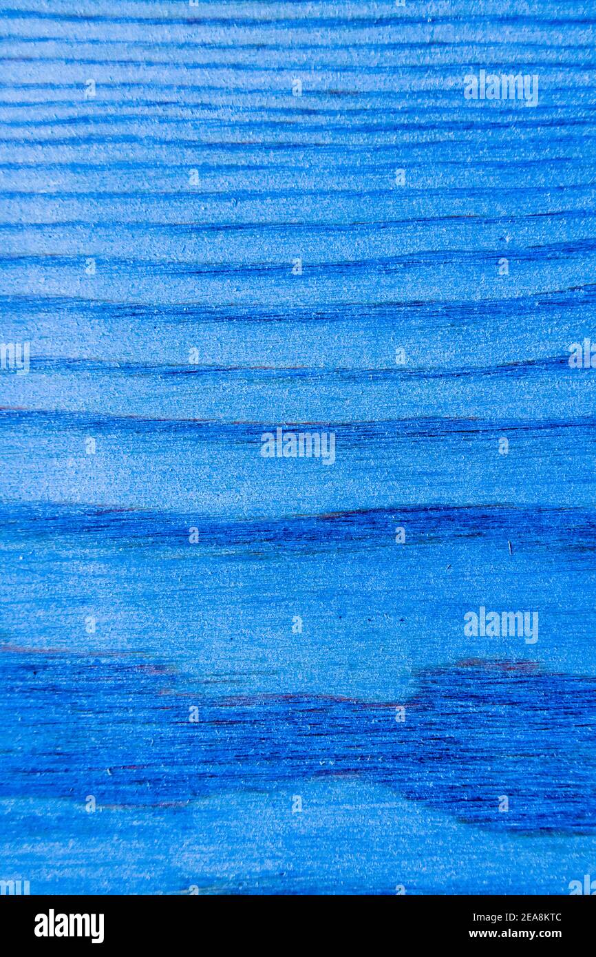 Legno blu con venature che simulano il mare, concetto. Foto Stock