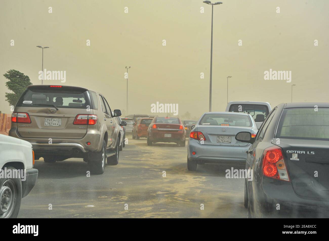 Jeddah città in polverosa day.Sand tempesta in città. Arabia Saudita 2020 Foto Stock