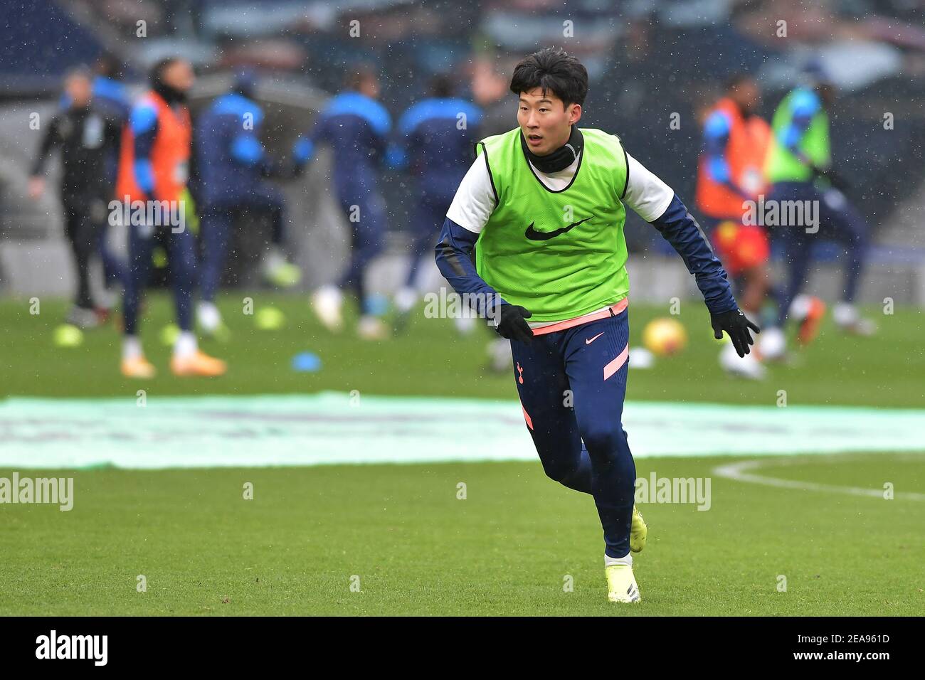 Son Heung-min di Tottenham Hotspur si è visto in riscaldamento prima della partita - Tottenham Hotspur v West Bromwich Albion, Premier League, Tottenham Hotspur Stadium, Londra, Regno Unito - 7 febbraio 2021 solo per uso editoriale - si applicano le restrizioni DataCo Foto Stock