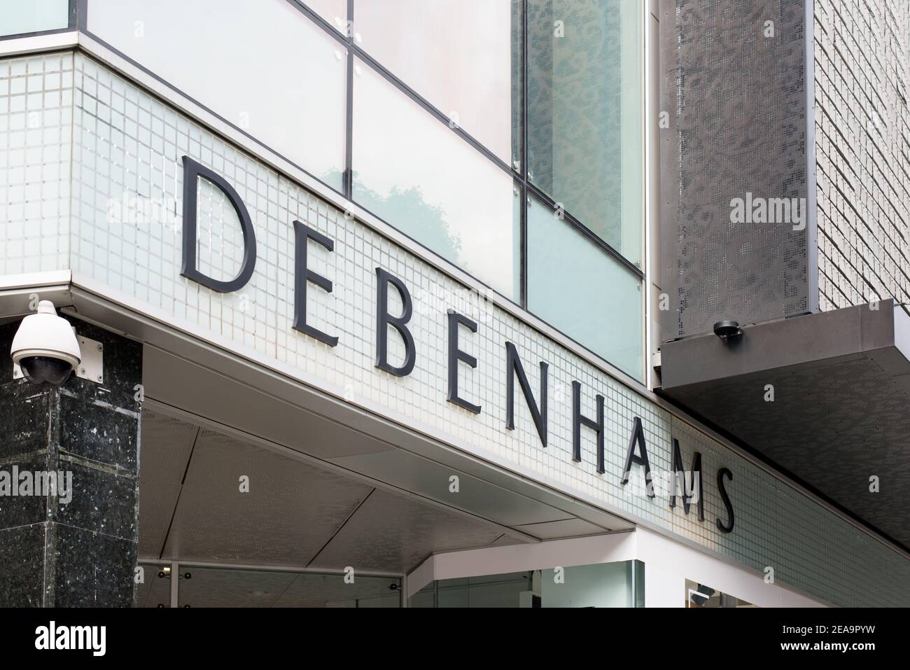 Logo Negozio segno Brand Front Retail Retailer Luxury Department Store Debenhams, 334-348 Oxford Street, Marylebone, Londra W1C 1JG Foto Stock