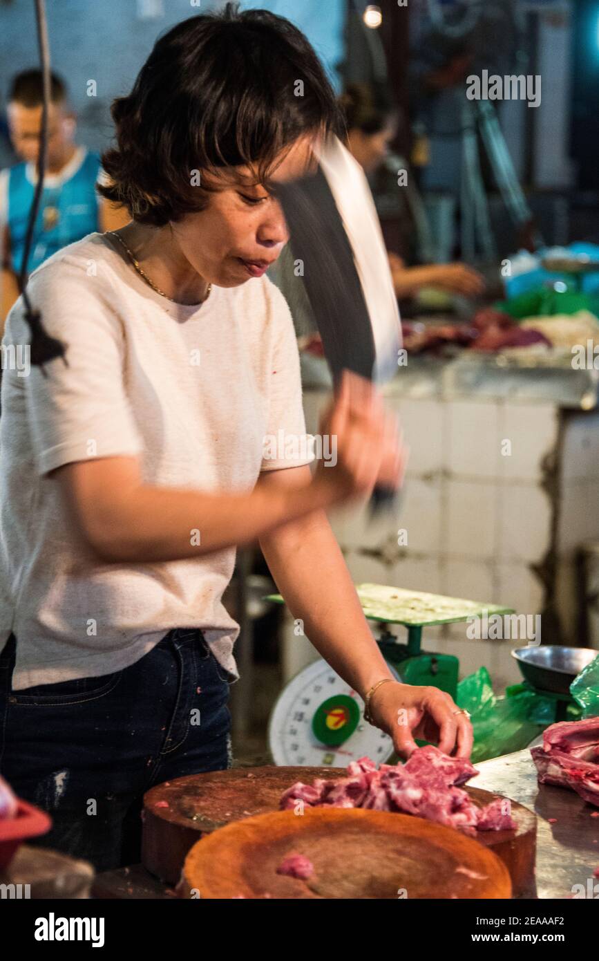 Mercato settimanale, vendita di carne, Hanoi, Vietnam Foto Stock