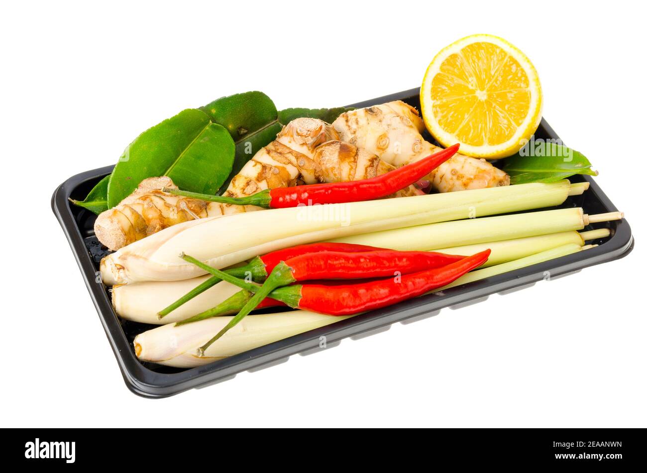 Peperoncino, citronella, radice galangale per cucinare. Studio foto Foto Stock