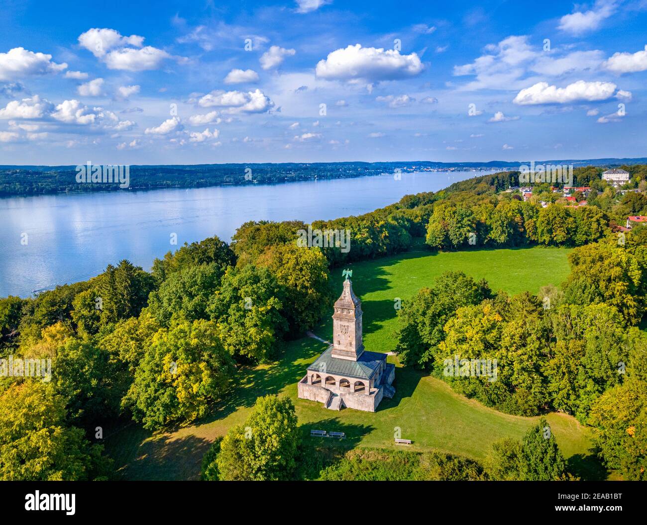 Bismarck torre sul lago Starnberg, Assenhausen bei Berg, Fünfseenland, fotografia aerea, alta Baviera, Baviera, Germania, Europa Foto Stock