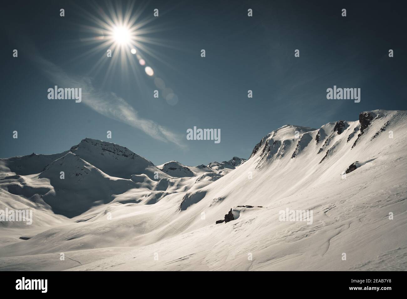 Austria, Ischgl, raggio di luce, neve, montagna, Alpine, Alpi, Sci Foto Stock