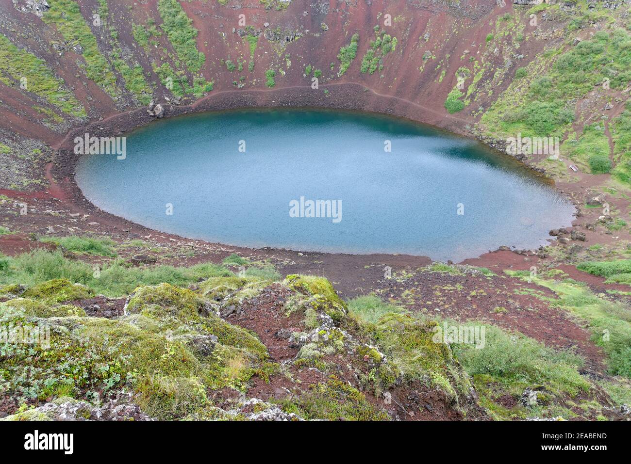 Il lago del cratere Kerid, parte del Golden Tour, il campo vulcanico di Grimsnes, Tjarnarholar, l'area di Reykjanes Langjokull, Sudurland, lo stretto di Selfoss, Islanda Foto Stock