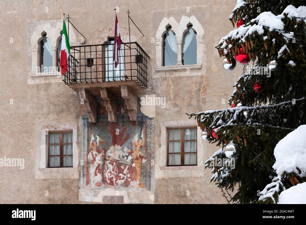 Decorazioni natalizie di Cles. Europa, Italia, Trentino Alto Adige, Val di non, Cles Foto Stock