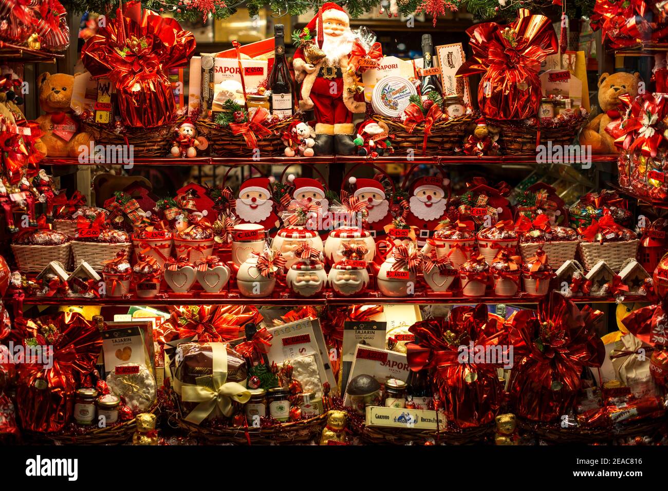 Vetrina del negozio di Natale con dolci Foto Stock