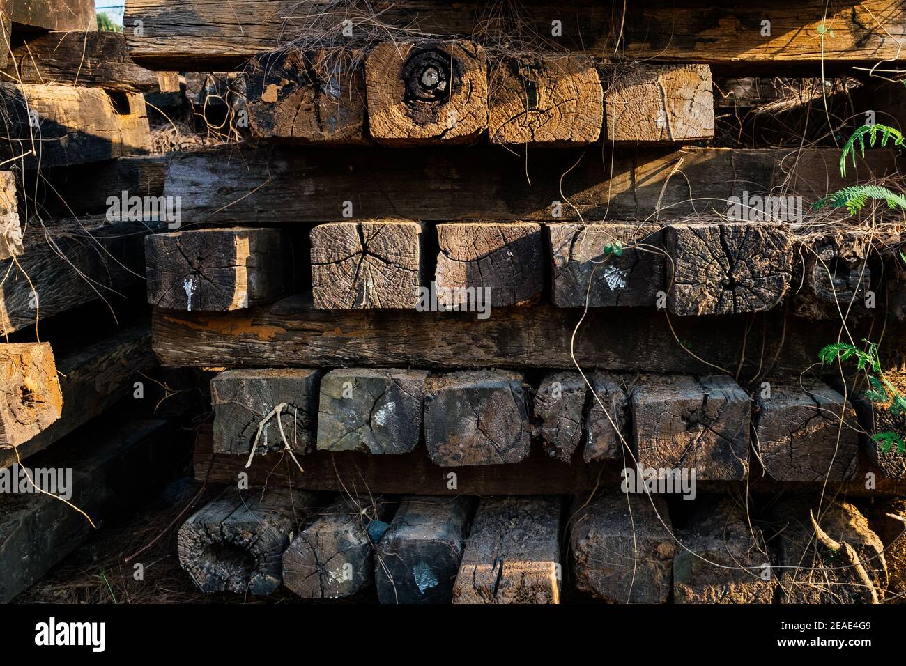 Chiarimenti sulle traversine ferroviarie rigenerate | Dese Legnami Chiarimenti sulle traversine ferroviarie rigenerate | Dese Legnami