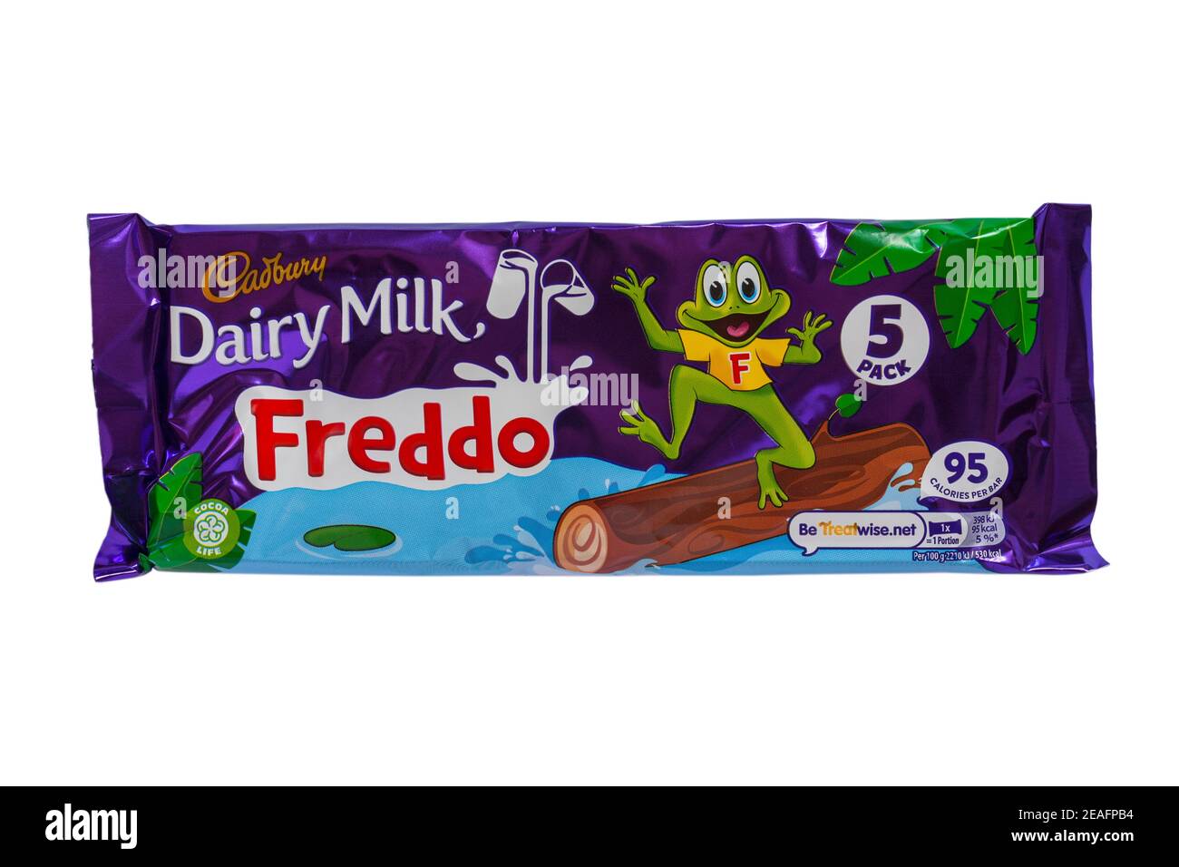 Confezione di latte fresco Cadbury isolato su bianco sfondo - confezione da 5 Foto Stock
