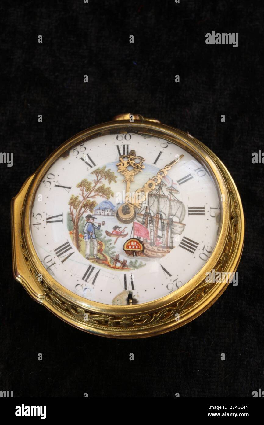 Antique Pocket Watch realizzato da James Marwick di Londra circa 1690 con quadrante smaltato e movimento a chiatta Foto Stock