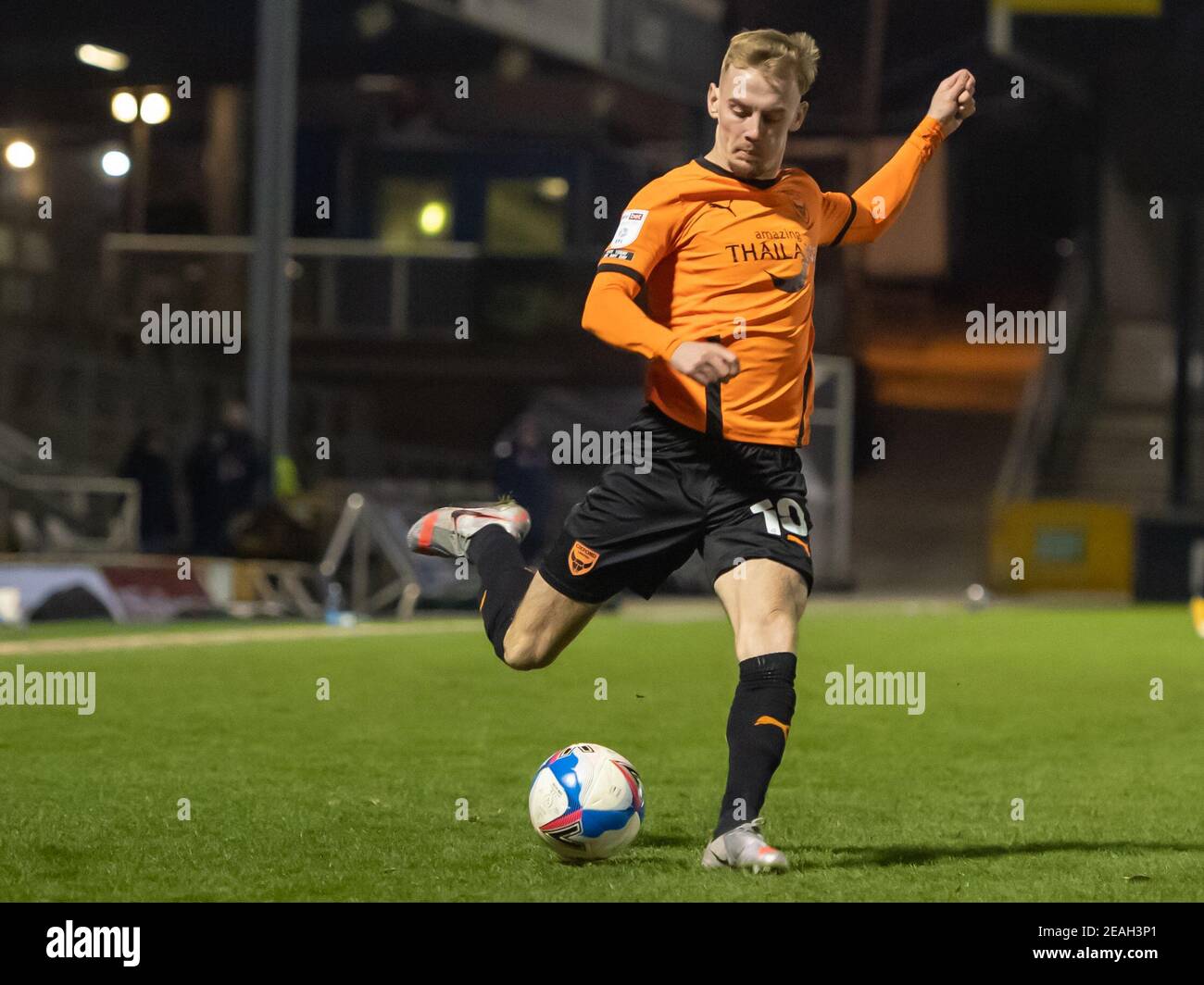 Bristol, Regno Unito. 09 febbraio 2021. Mark Sykes n. 10 della Oxford United a Bristol, Regno Unito, il 2/9/2021. (Foto di Gareth Dalley/News Images/Sipa USA) Credit: Sipa USA/Alamy Live News Foto Stock