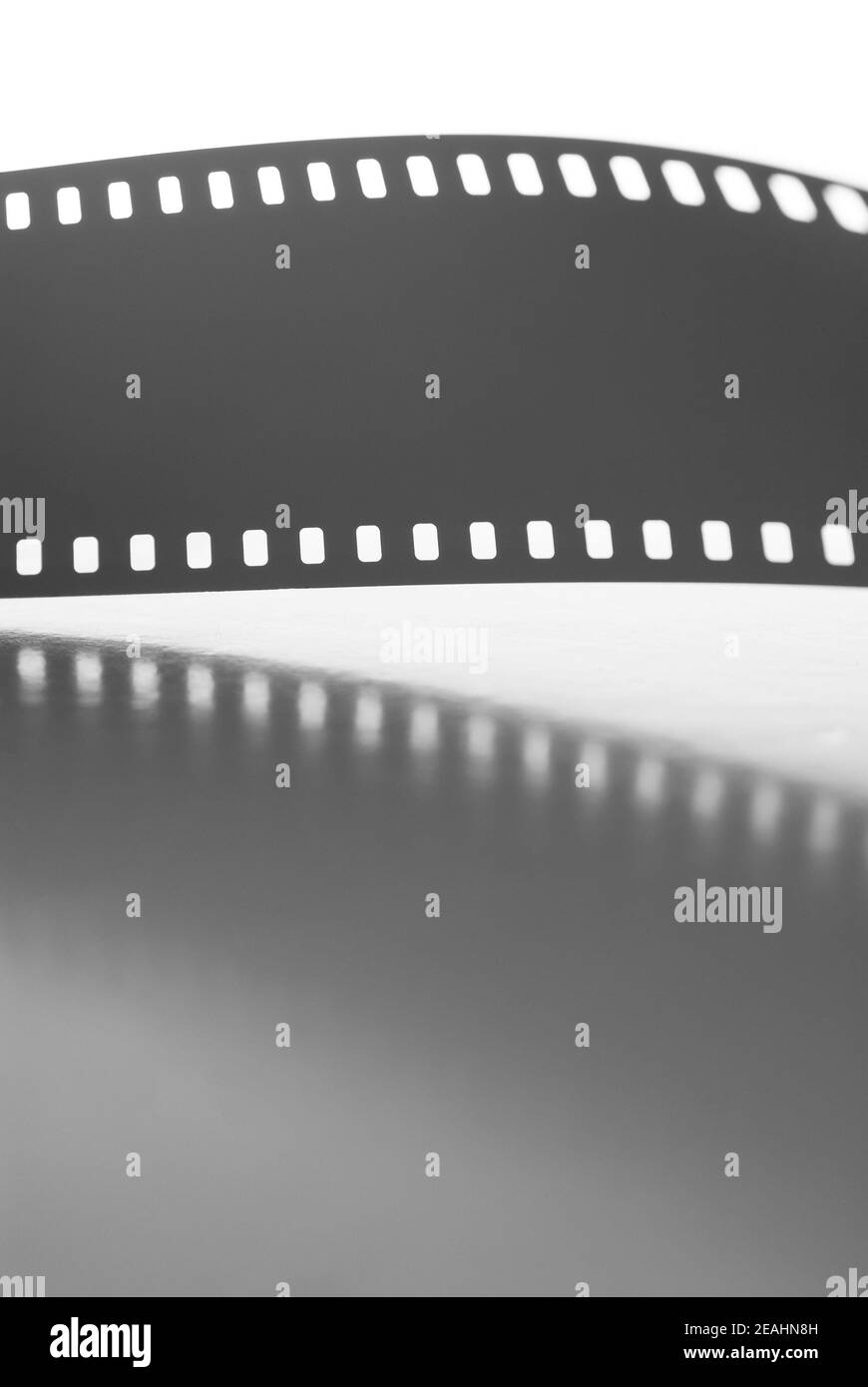 pellicola negativa da 35 mm con sfocatura. Pellicola fotografica. Foto Stock