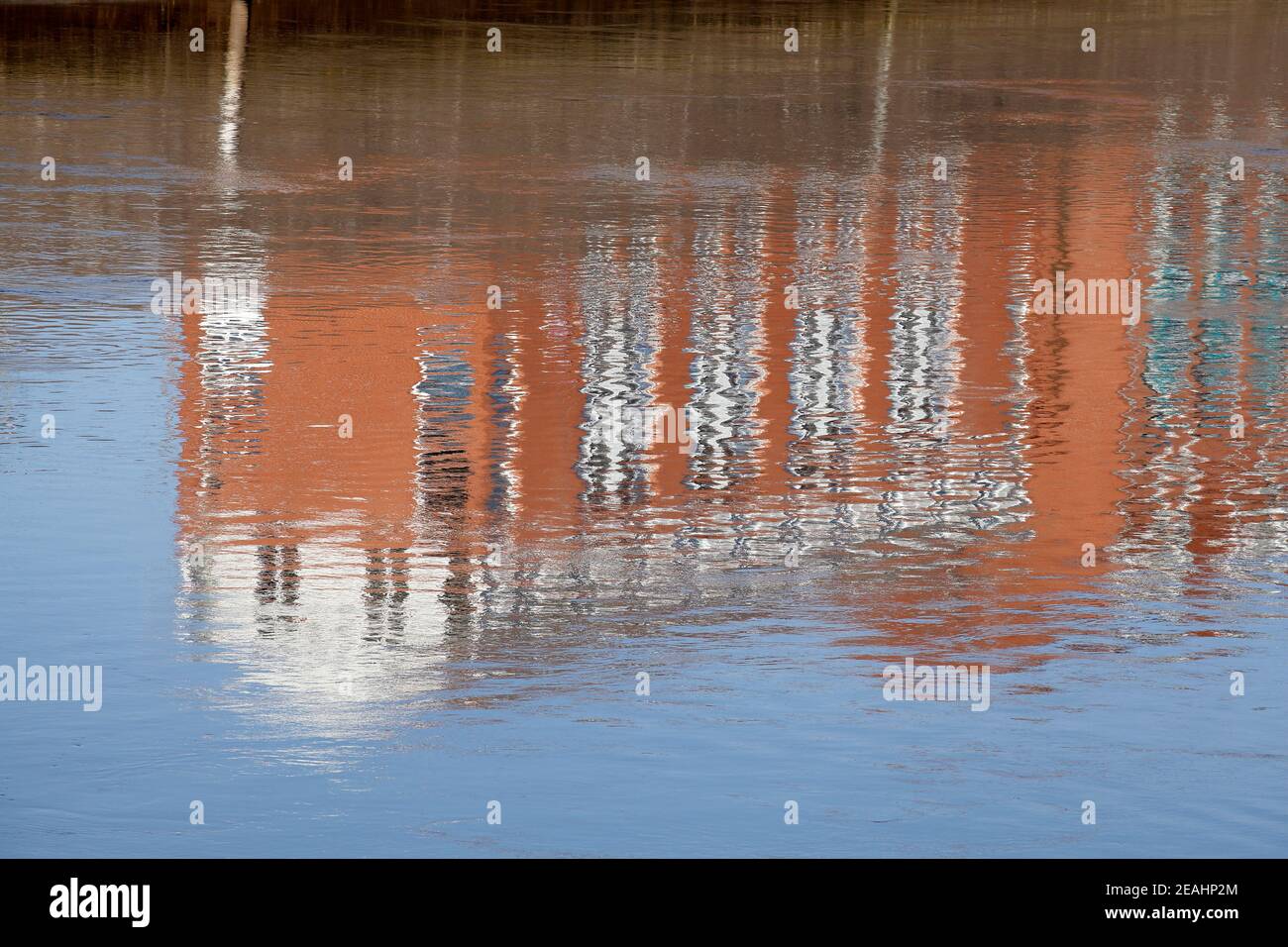 Riflessione dell'acqua, abstract della casa, Brema, Germania Foto Stock