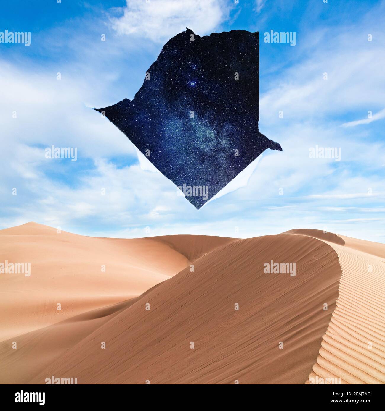 Sfondo del cielo con foro che mostra le stelle. Collage con cosmo e tema astronomico. Spazio negativo per inserire il testo. Design moderno. Collage d'arte contemporaneo e colorato e concettuale. Foto Stock