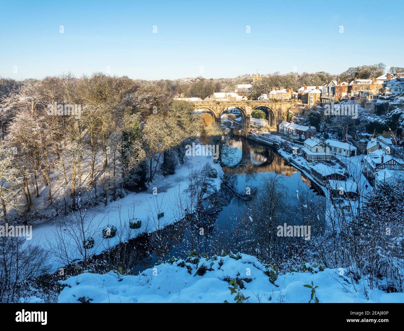 Knaresborough Viadotto dal Castello terreni in inverno Knaresborough Nord Yorkshire Inghilterra Foto Stock