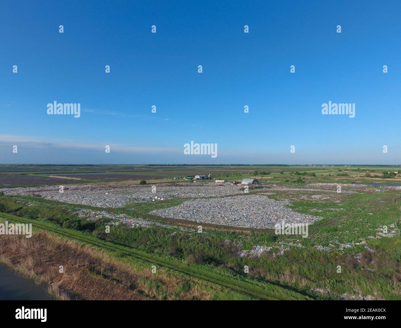 Visualizzare le discariche bird's-eye. Le discariche per i rifiuti di storage. Foto Stock