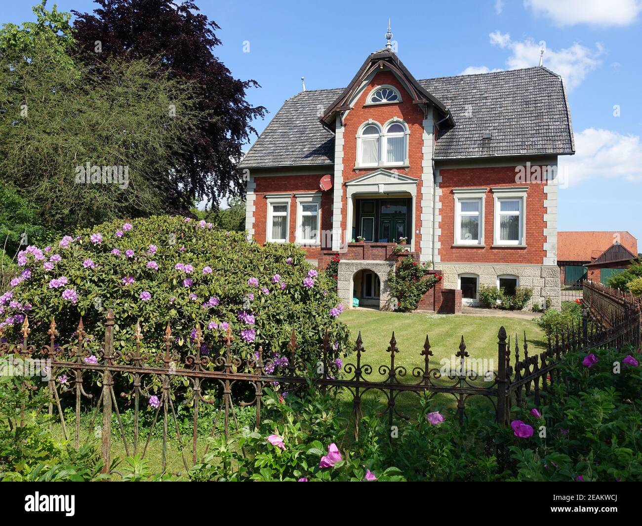 Casa in mattoni rossi in stile Wilhelminiano Foto Stock