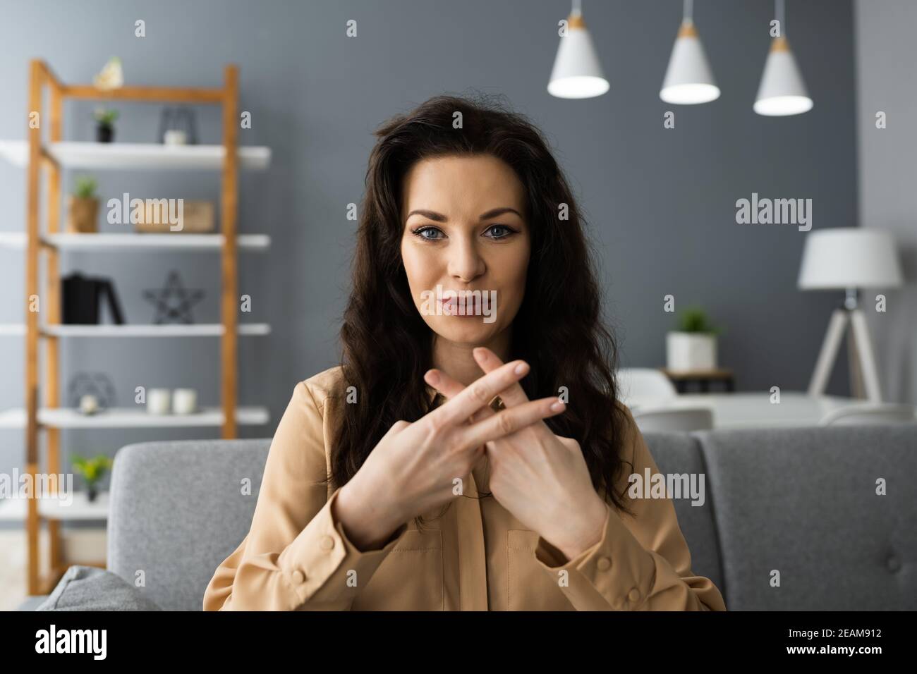 Lingua dei segni di apprendimento per adulti Foto Stock