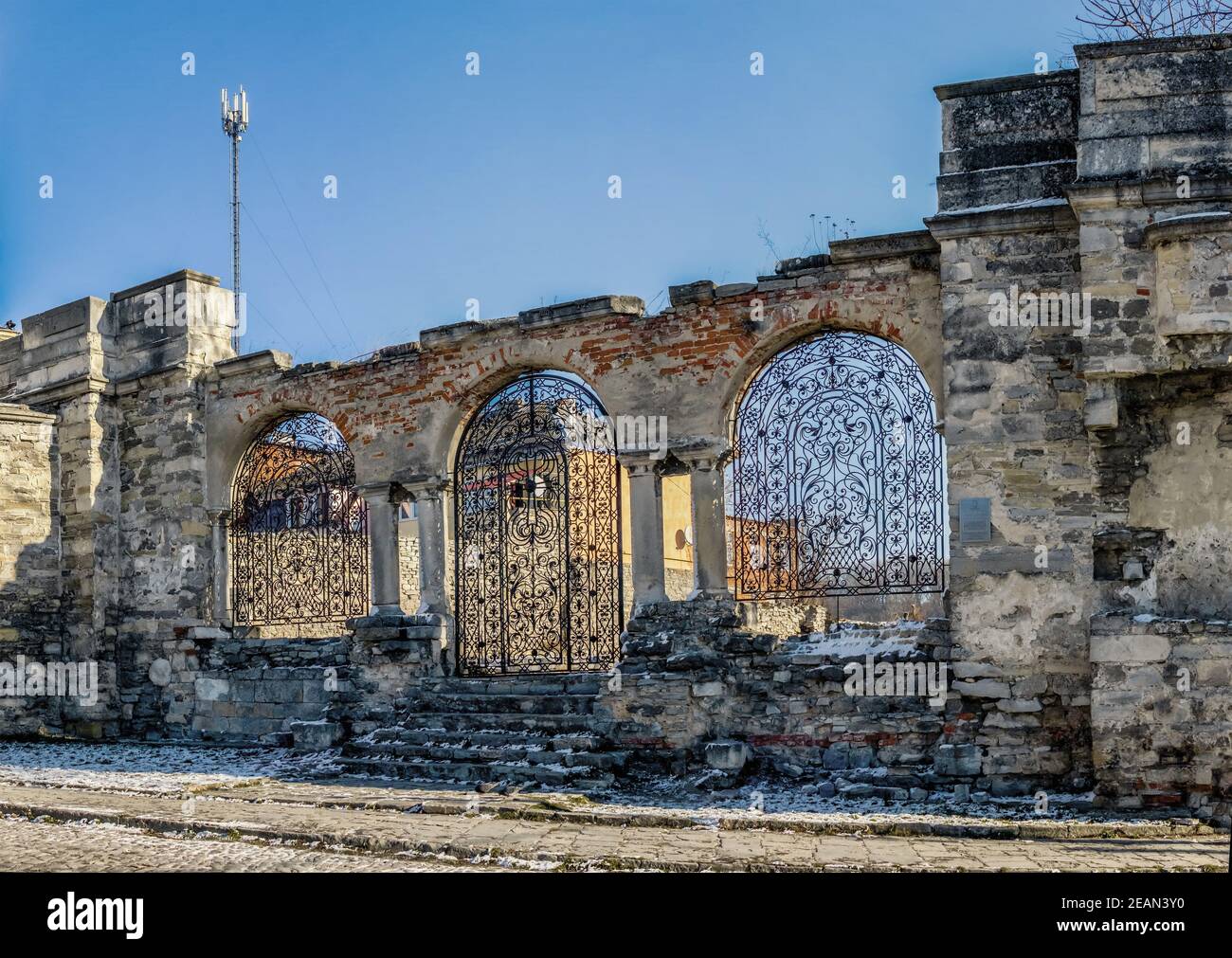 Rovine della Cattedrale armena a Kamianets-Podilskyi, Ucraina Foto Stock