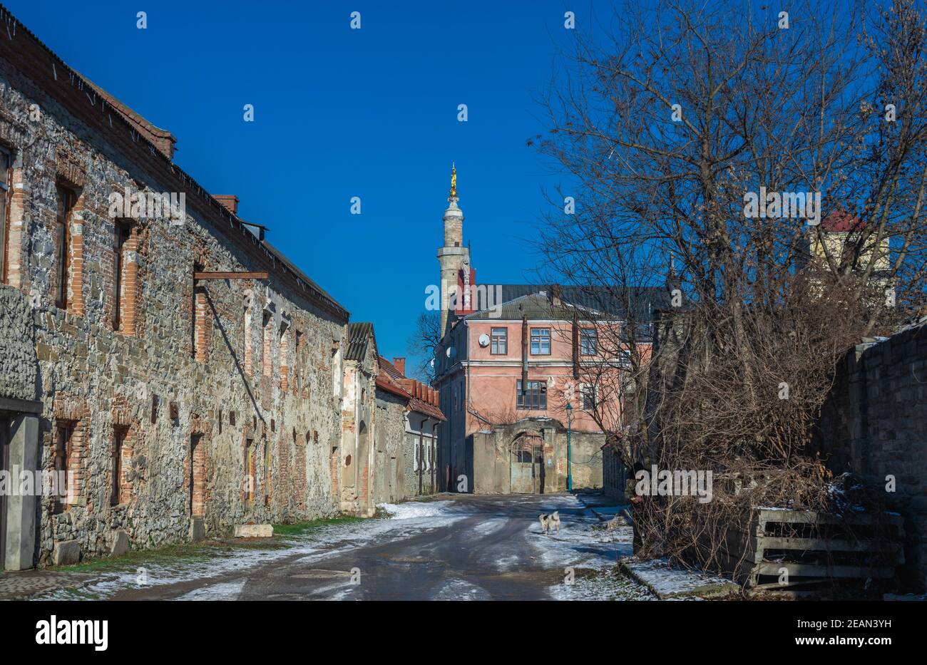 La vecchia strada di Kamianets-Podilskyi, Ucraina Foto Stock