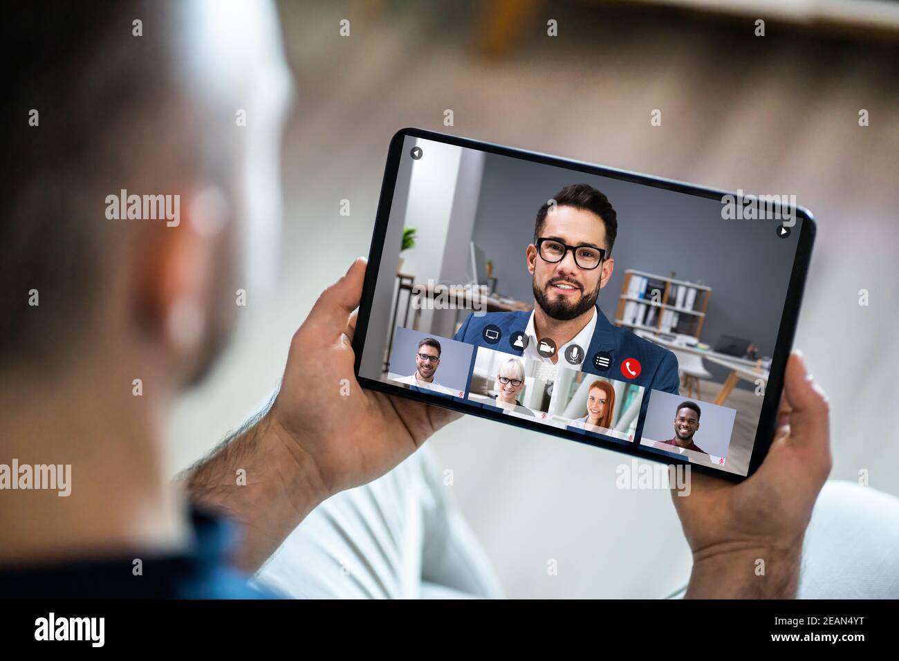 Seminario Web su videoconferenze: Chat o videoconferenza Foto Stock