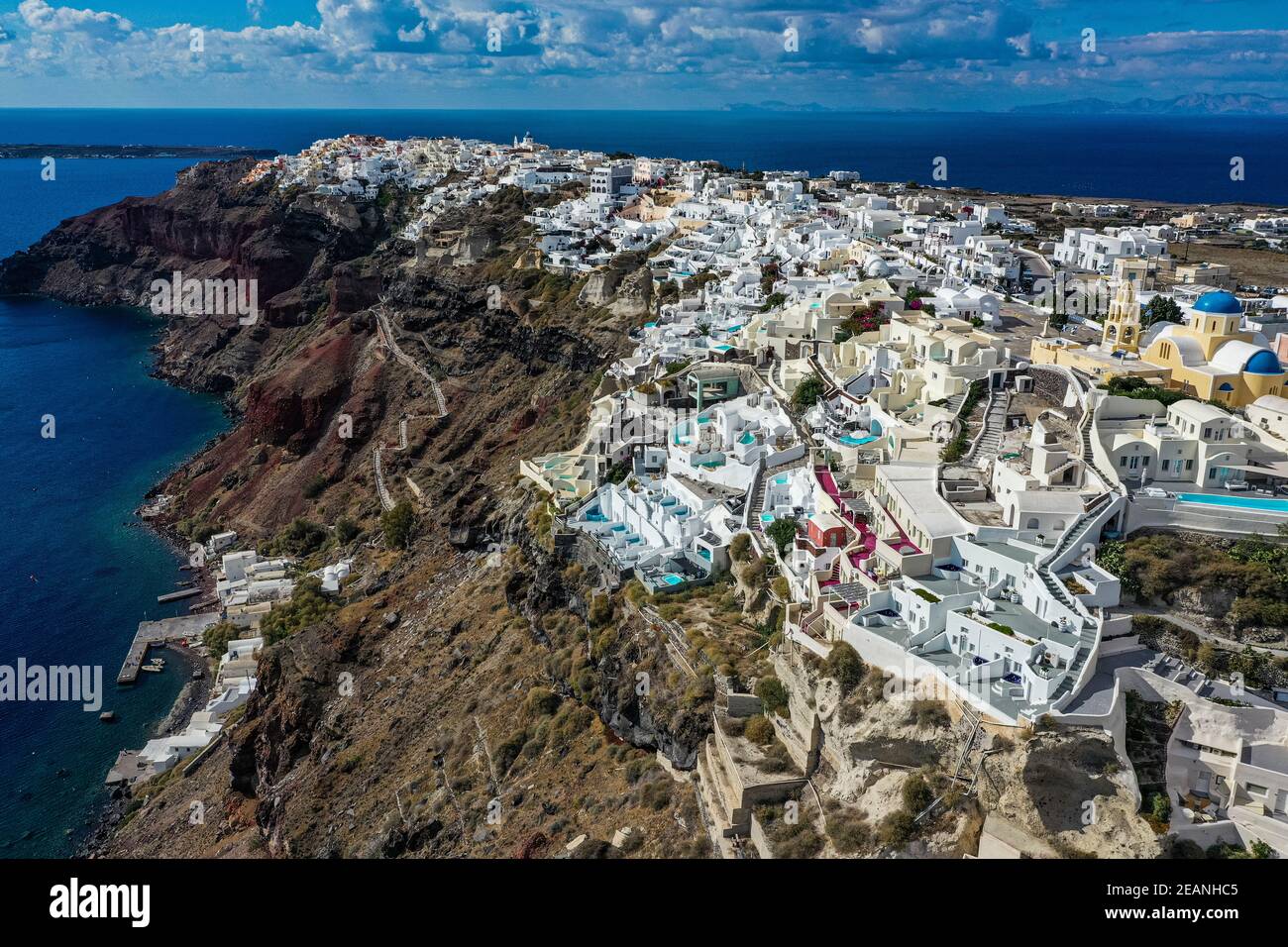Aereo di Oia, Santorini, Cicladi, Isole greche, Grecia, Europa Foto Stock
