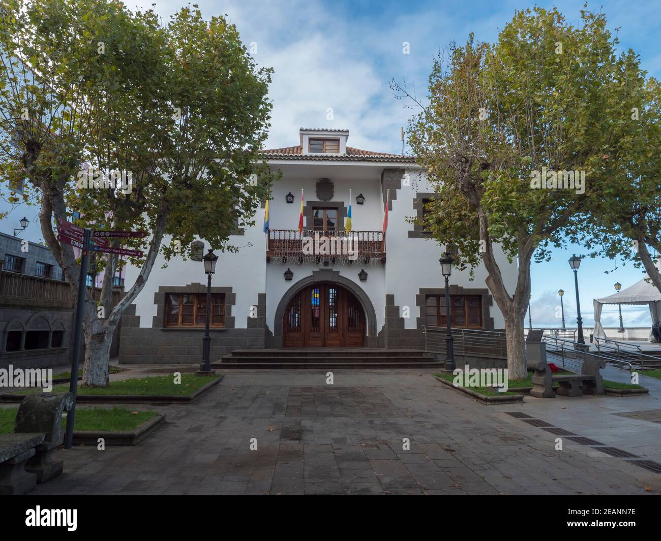 Firgas, Gran Canaria, Isole Canarie, Spagna 13 dicembre 2020: Villa del Agua, antico edificio in stile coloniale su piazza San Roque nel villaggio di Firgas Foto Stock