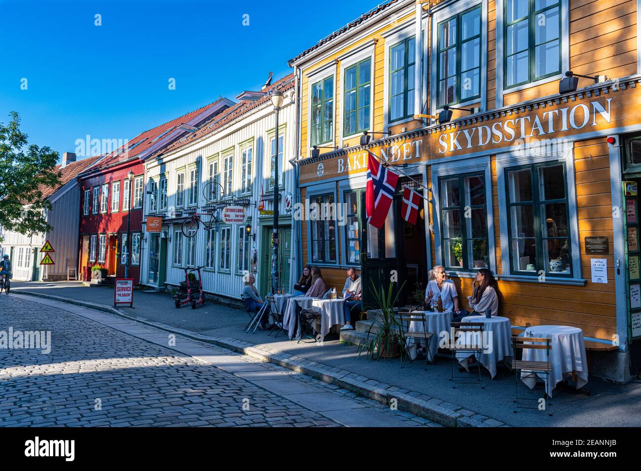 Vecchie case nel quartiere di Brubakken, Trondheim, Norvegia, Scandinavia, Europa Foto Stock