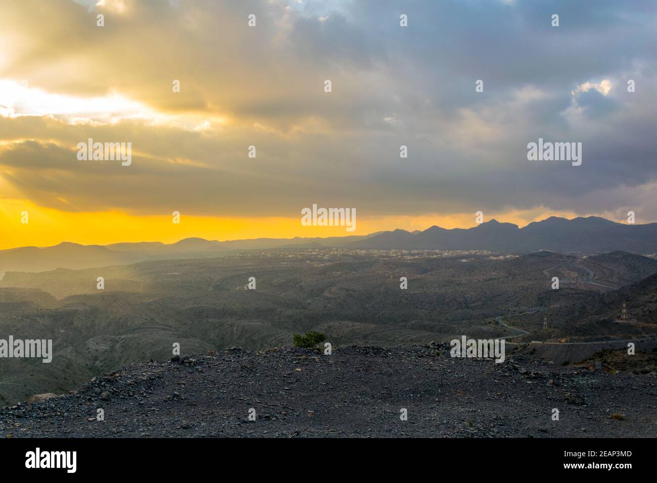 Tramonto su Jebel Akhdar in Oman. Foto Stock