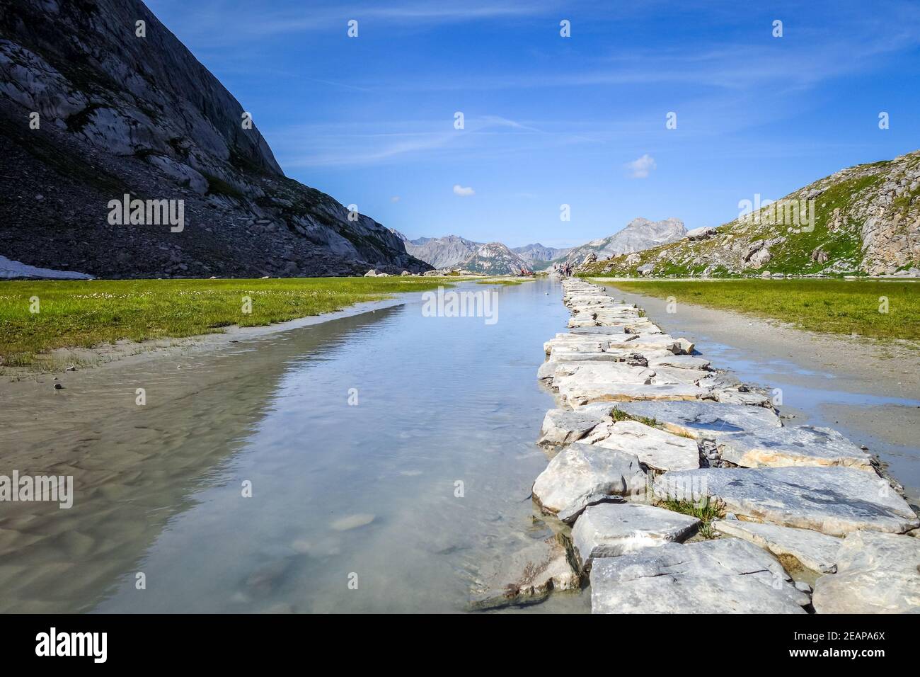 Lago di mucca, Lac des Vaches, nel Parco Nazionale della Vanoise, Francia Foto Stock