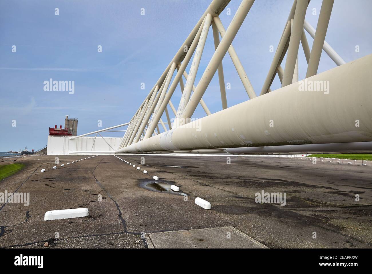 Struttura di un cancello mobile a barriera contro le alluvioni Foto Stock